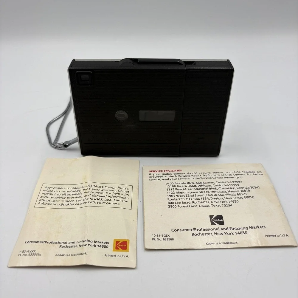 Vintage Kodak Disc 4000 Camera USA Made Disc‎ Film Auto Flash Silver Manuals